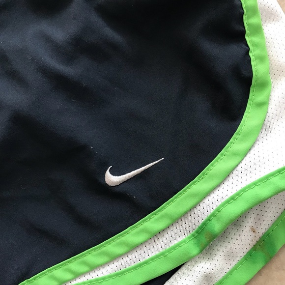 Nike Shorts - Picture 2 of 3
